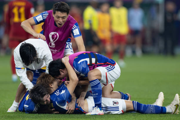 一份庄严承 一份庄严承