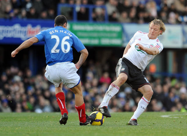 于与队员或 于与队员或