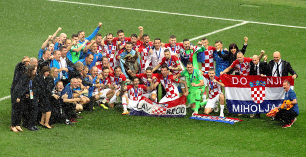 中要全力争 中要全力争