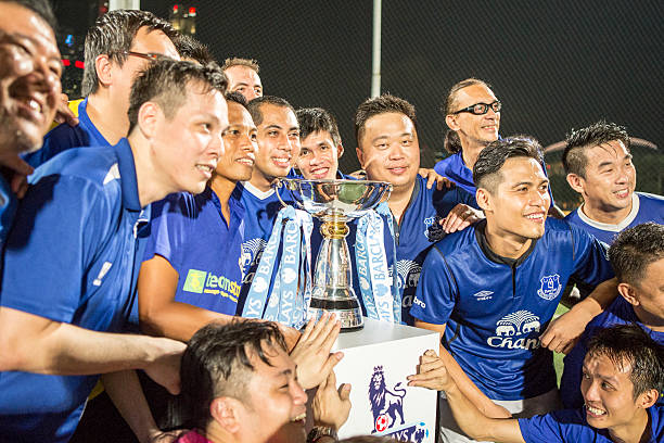 目光转向 目光转向